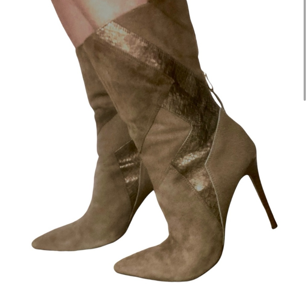 Elegant and sexy High Heel Boots